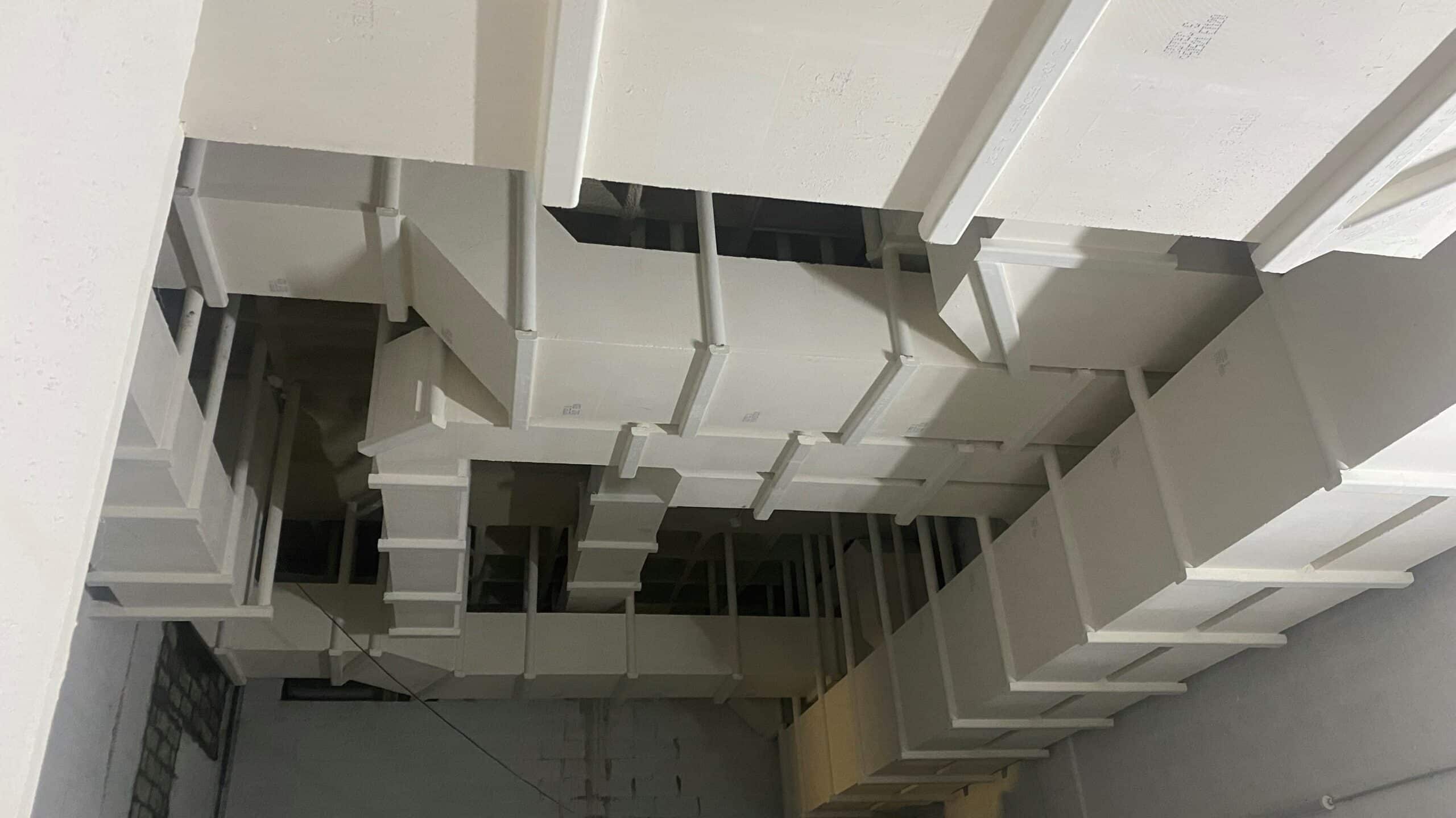 Chantier Live - CERTAF - 2022 - 5 Conduit de ventilation dans le chantier L1ve à Paris 16